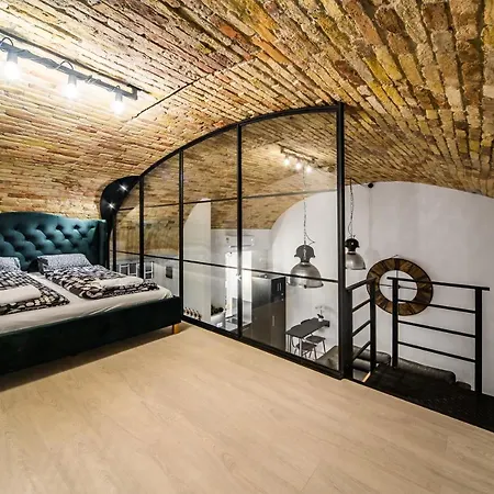 شقة Spacious Loft In The Heart Of Downtown