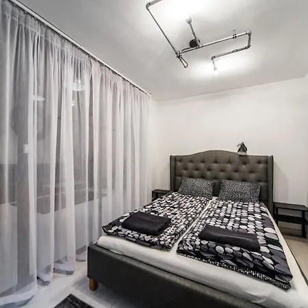 شقة Spacious Loft In The Heart Of Downtown بودابست