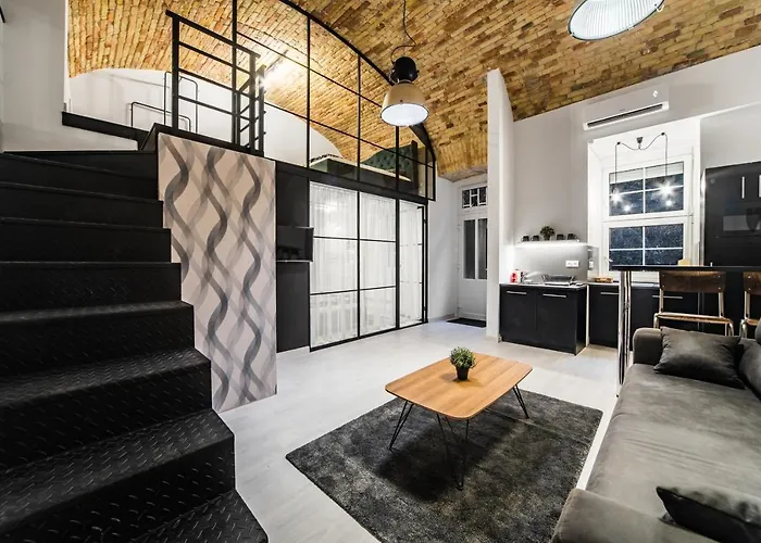 Spacious Loft In The Heart Of Downtown Appartement