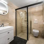 דירה Spacious Loft In The Heart Of Downtown בודפשט